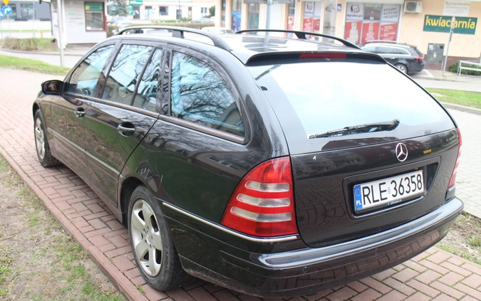 Mercedes-Benz Klasa C cena 15000 przebieg: 320000, rok produkcji 2002 z Świdnik małe 79